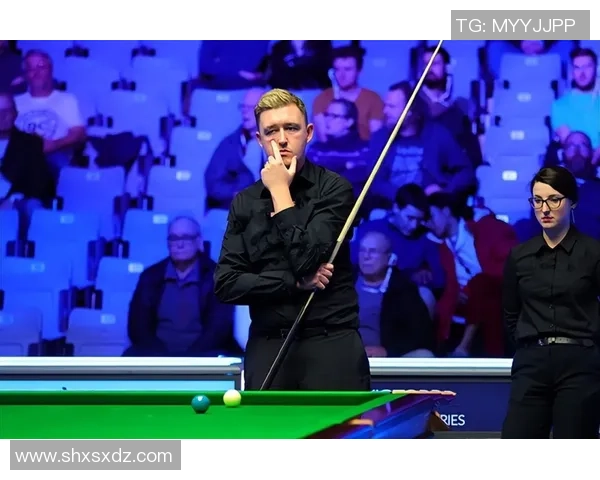 斯诺克最新动态：4强已出3席，我国1胜2负，江俊周跃龙双双筛选